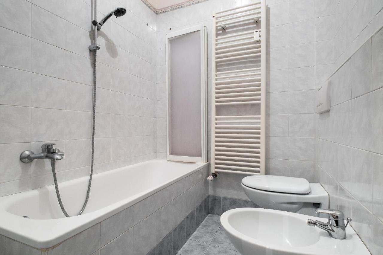 Piazza De' Calderini Apartment By Wonderful Italy Bologna Luaran gambar